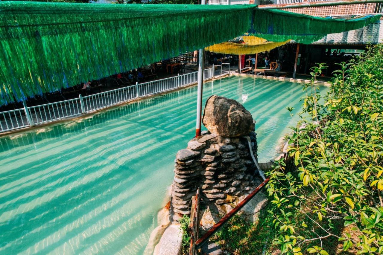 Cdr Hotspring Resort Liugui 외부 사진